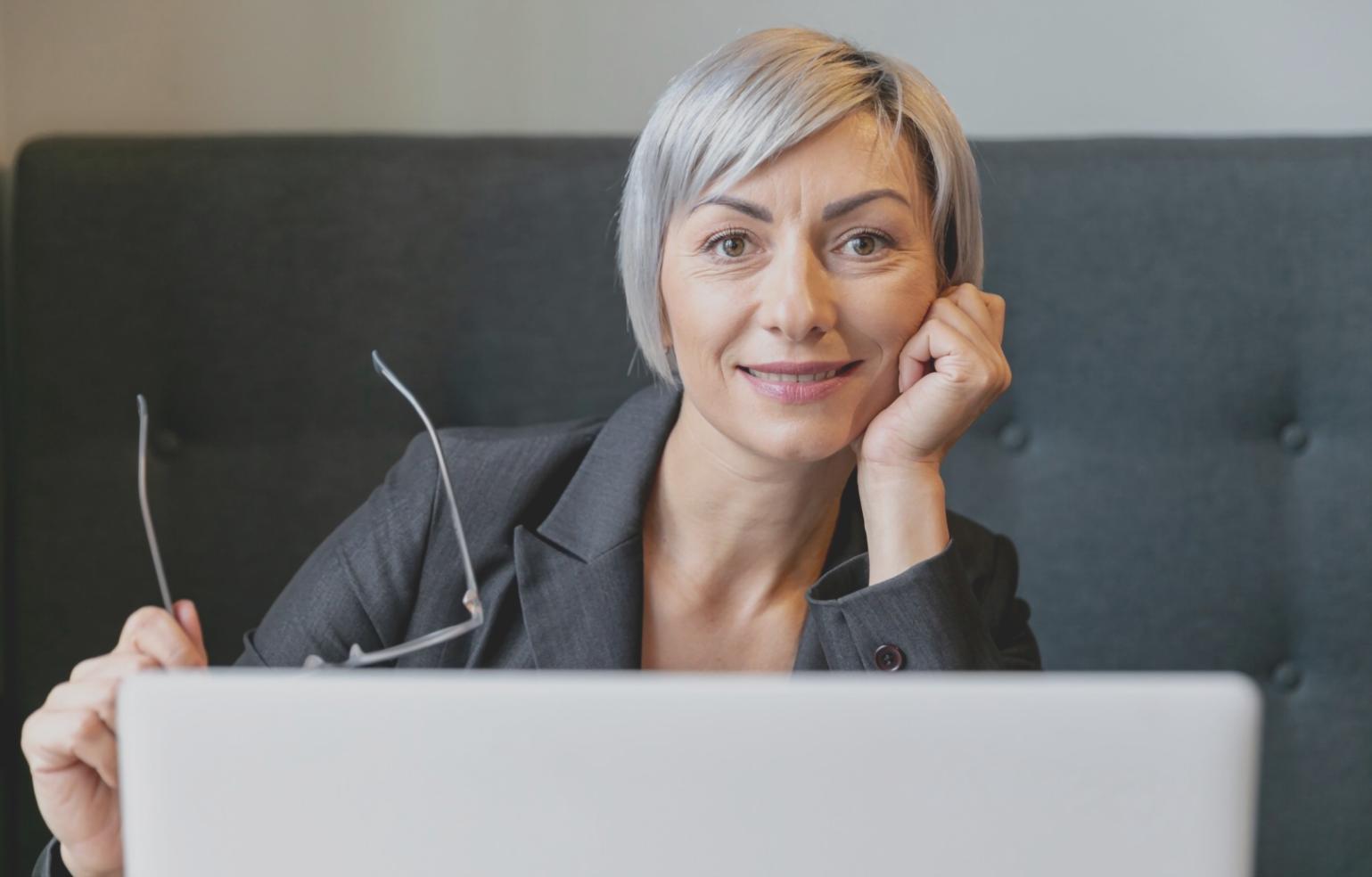 Entorno de trabajo con sistemas automatizados implementados